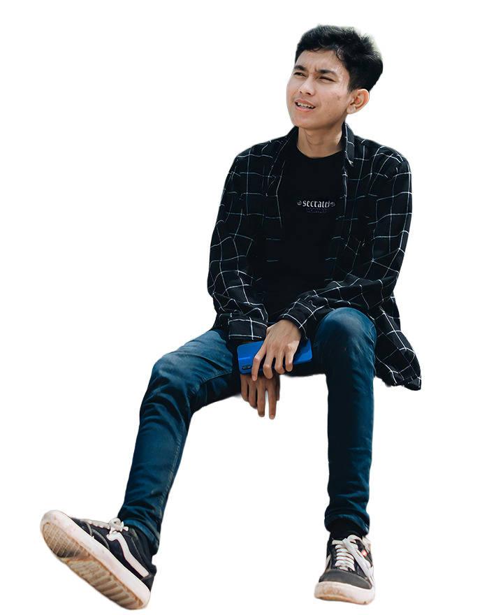 Family reviewing flexible payment options for virtual microschool tuition